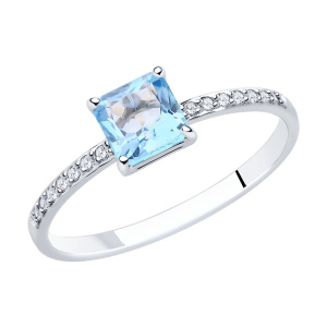 Кольцо из золота с полудрагоценными вставками