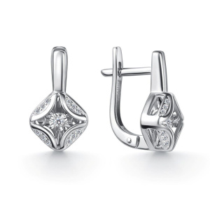 Серьги из золота с бриллиантами