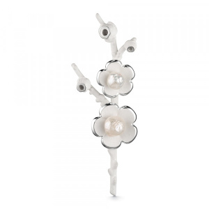 Брошь из серебра