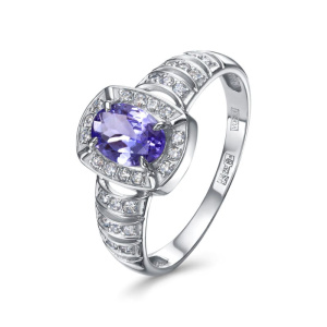 Кольцо из золота с цветными драгоценными вставками