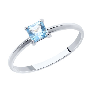 Кольцо из золота с полудрагоценными вставками