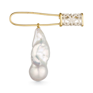 Брошь из серебра