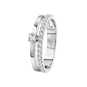 Кольцо из золота с бриллиантами