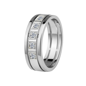 Обручальное кольцо из золота с бриллиантами