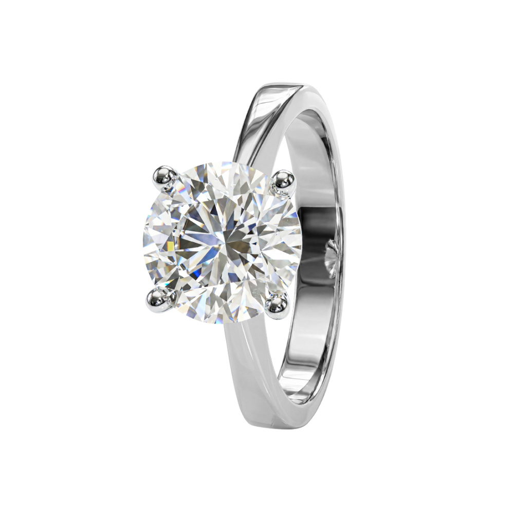 Кольцо из золота с бриллиантами выращенными