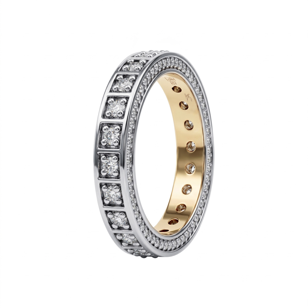 Обручальное кольцо из золота с бриллиантами