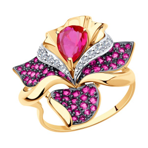 Кольцо из золота с полудрагоценными вставками