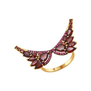 Кольцо из золота с полудрагоценными вставками